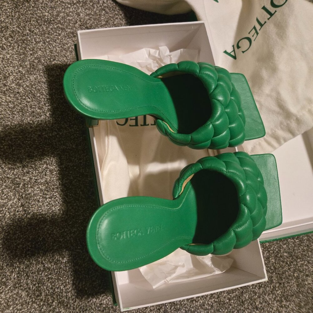 Bottega Veneta padded mule slipper